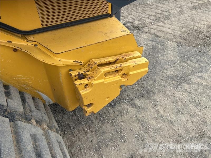 John Deere 333G Minicarregadeiras