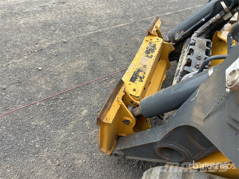 John Deere 333G Minicarregadeiras