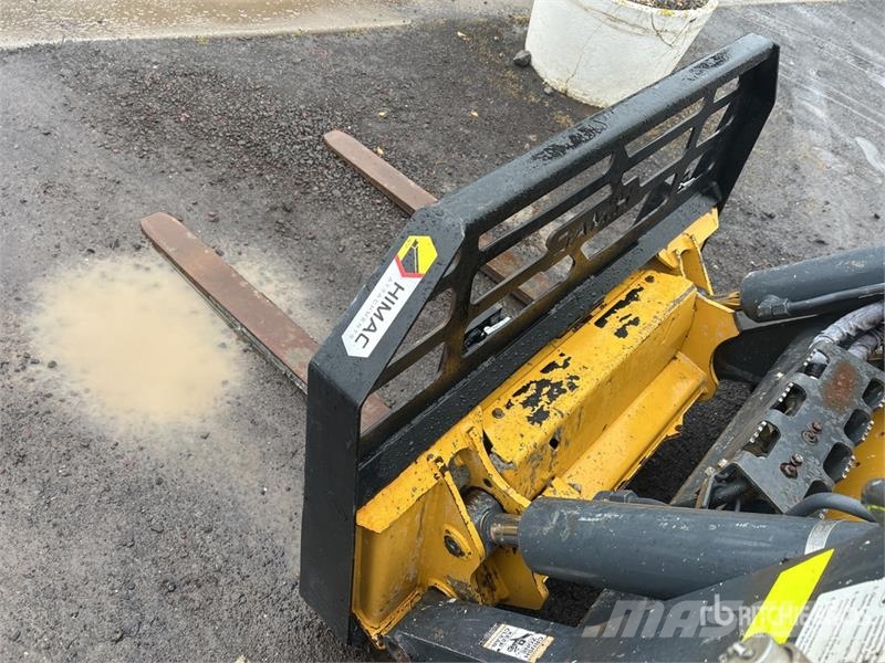 John Deere 333G Minicarregadeiras