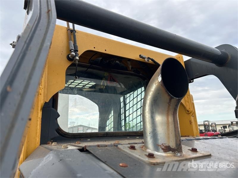 John Deere 333G Minicarregadeiras