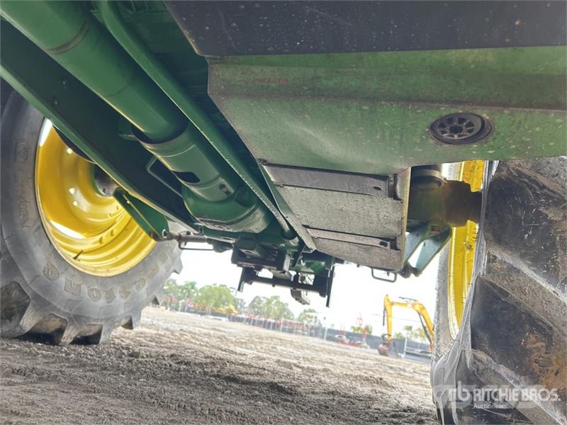 John Deere 6220 拖拉机/农用车
