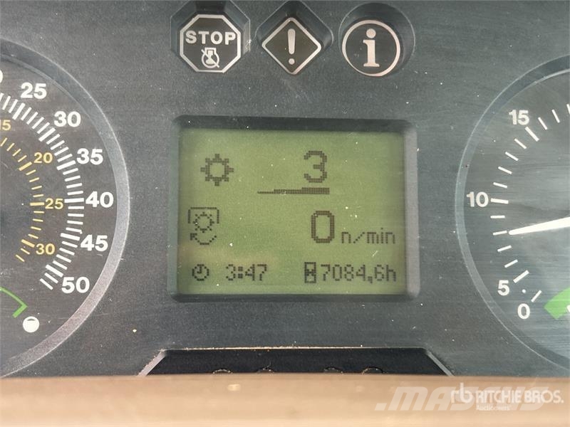 John Deere 6220 拖拉机/农用车