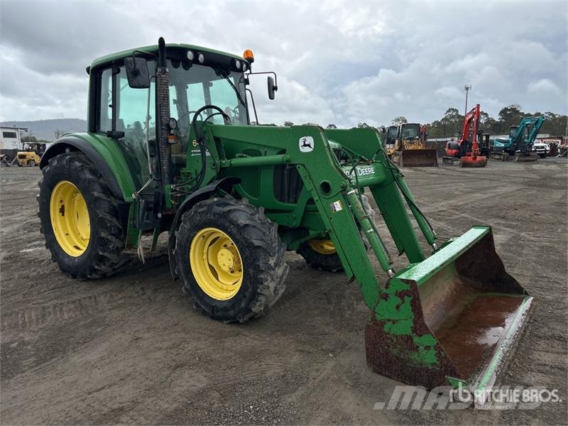 John Deere 6220 拖拉机/农用车