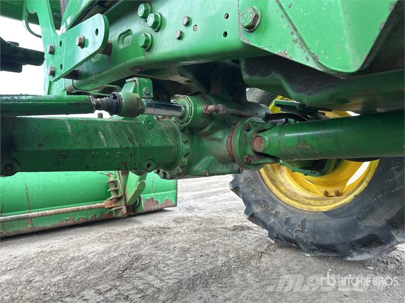 John Deere 6220 拖拉机/农用车
