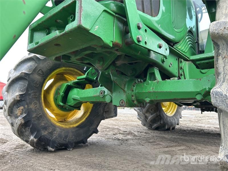 John Deere 6220 拖拉机/农用车