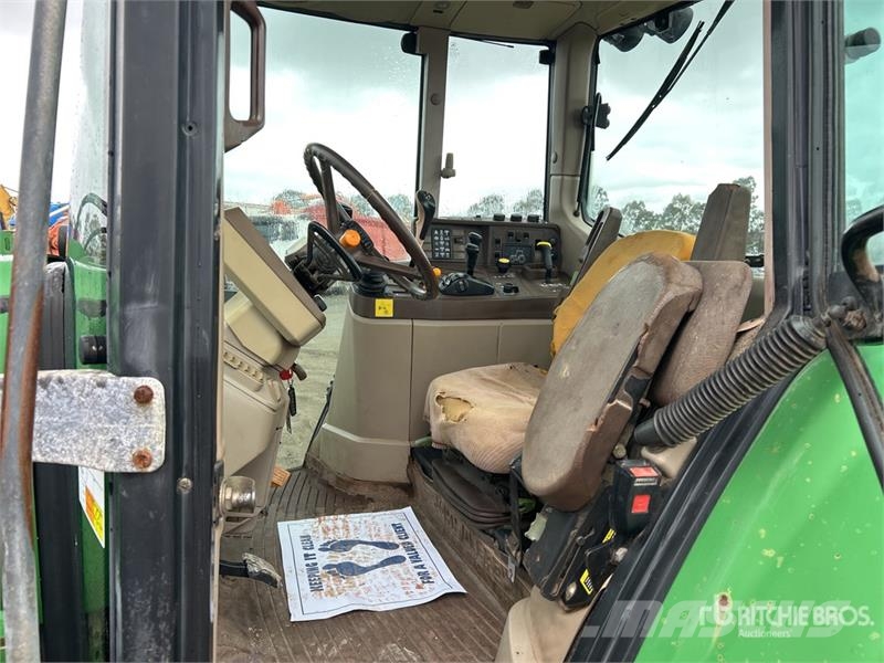 John Deere 6220 拖拉机/农用车