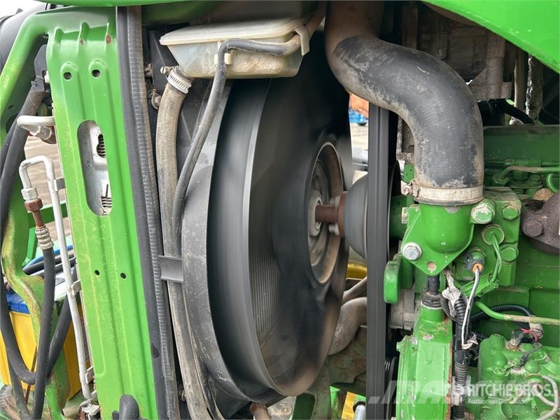 John Deere 6220 拖拉机/农用车