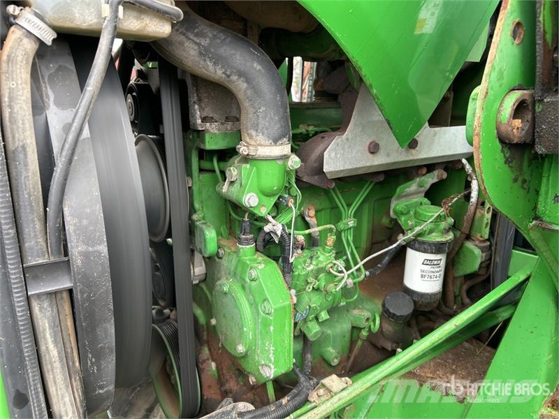 John Deere 6220 拖拉机/农用车