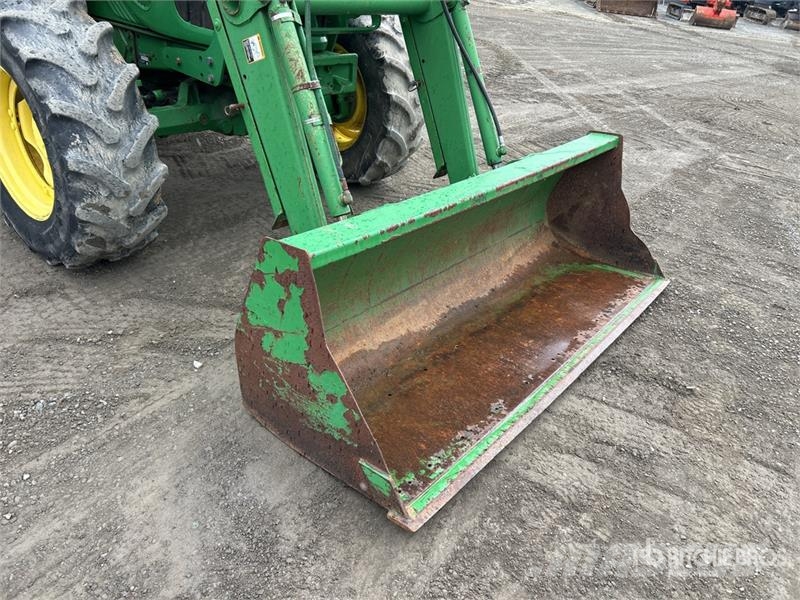 John Deere 6220 拖拉机/农用车