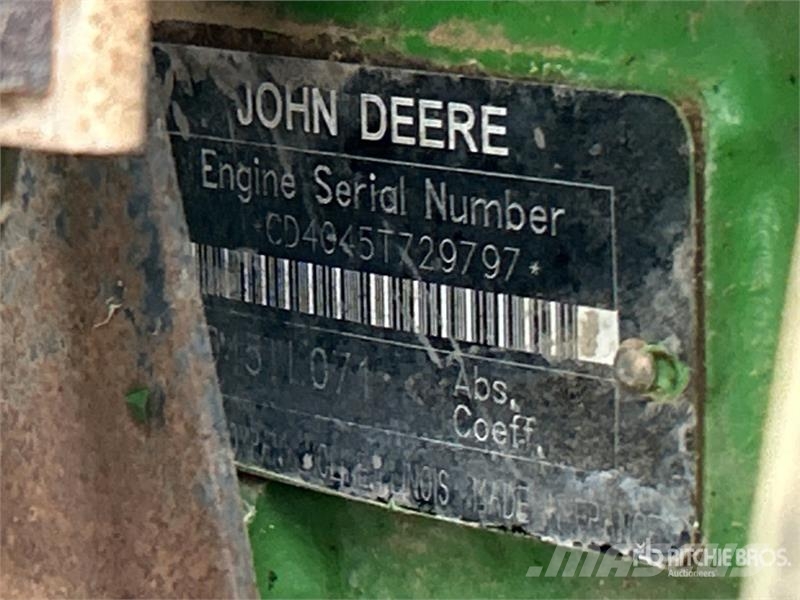 John Deere 6220 拖拉机/农用车