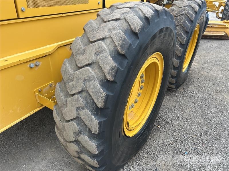 John Deere 670G Motor Grader Grader