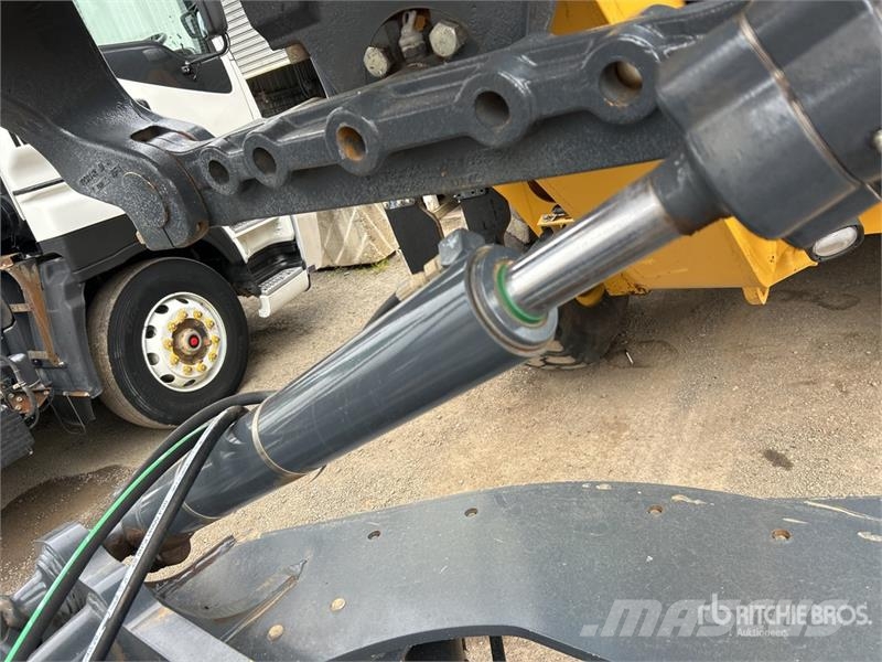 John Deere 670G Motor Grader Grader