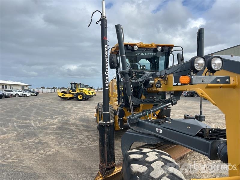 John Deere 670G Motor Grader Grader