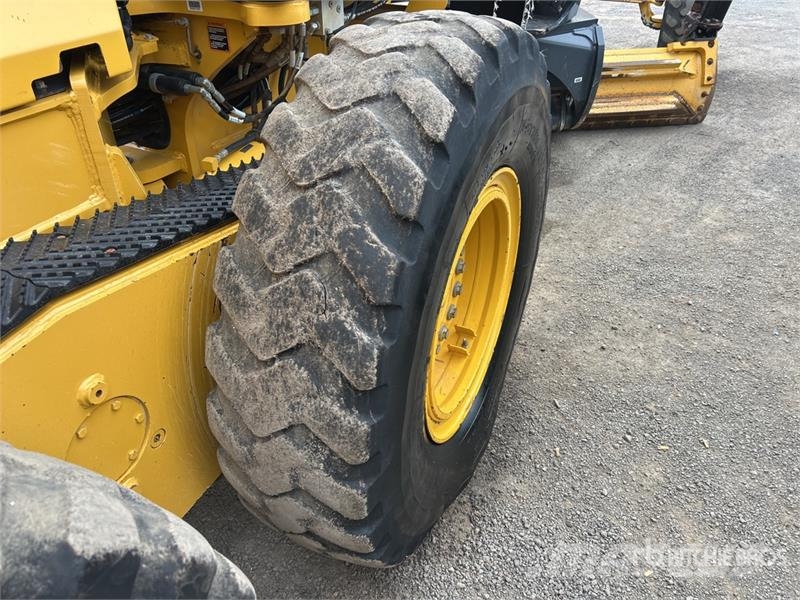John Deere 670G Motor Grader Grader