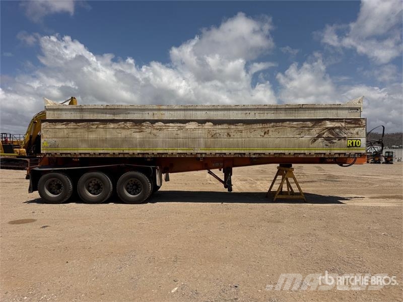  John Shephard 9.5 m Tri/A Side Dump Trailer مقطورات قلابة
