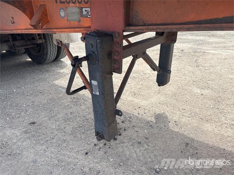  John Shephard 9.5 m Tri/A Side Dump Trailer مقطورات قلابة