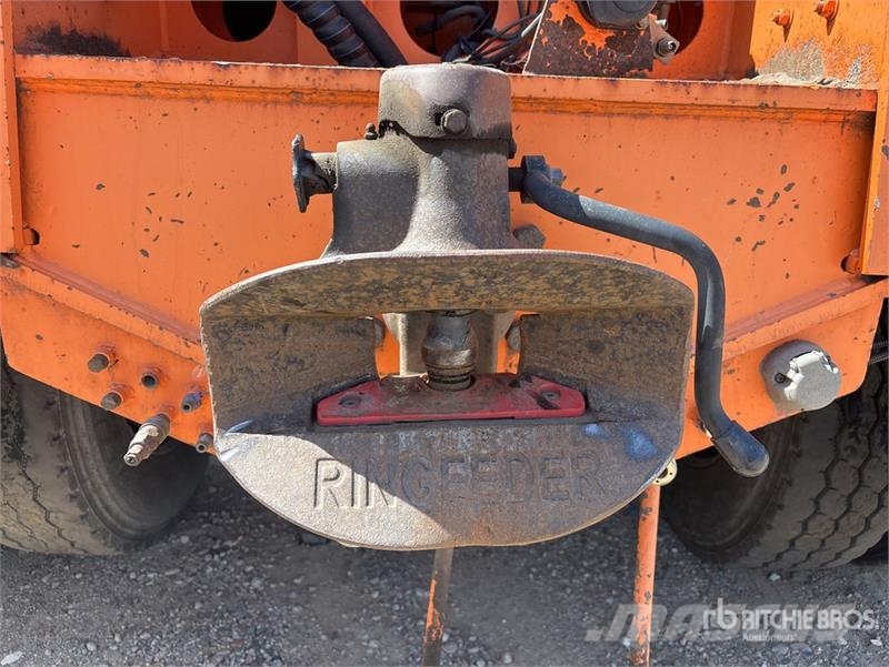  John Shephard 9.5 m Tri/A Side Dump Trailer مقطورات قلابة