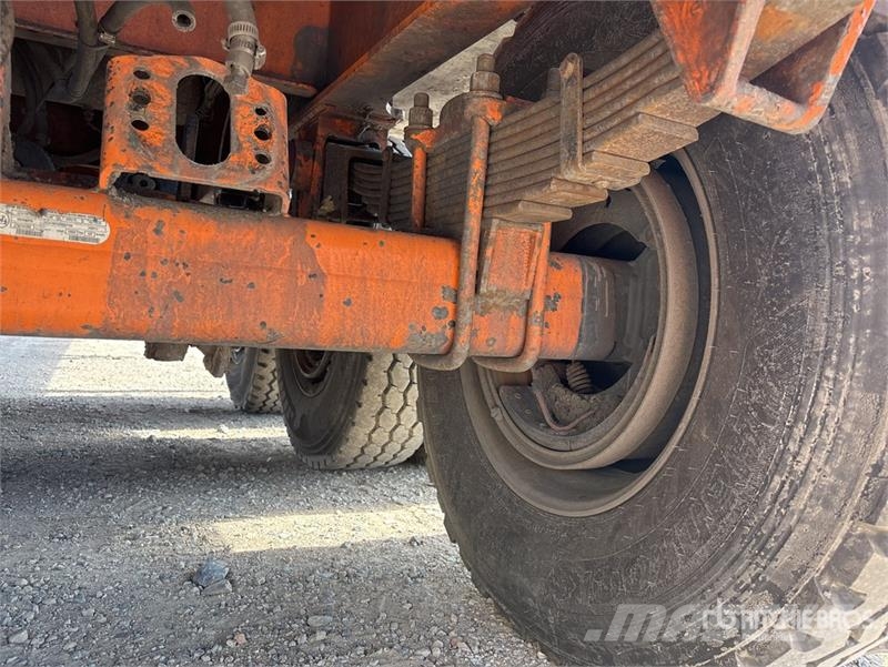  John Shephard 9.5 m Tri/A Side Dump Trailer مقطورات قلابة