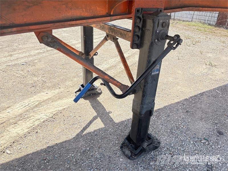  John Shephard 9.5 m Tri/A Side Dump Trailer مقطورات قلابة