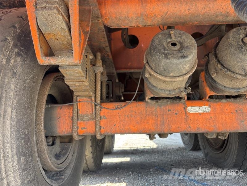  John Shephard 9.5 m Tri/A Side Dump Trailer مقطورات قلابة