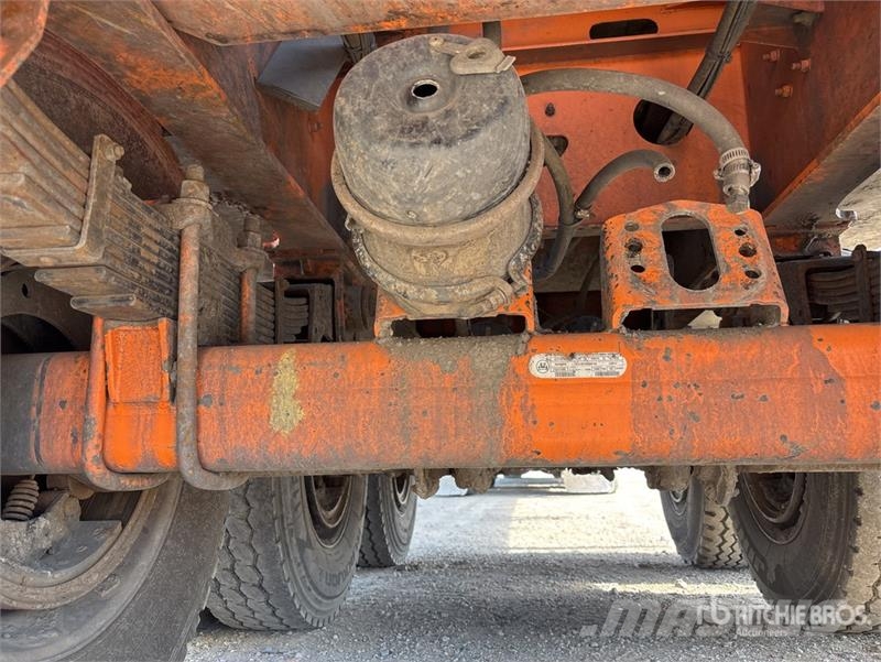  John Shephard 9.5 m Tri/A Side Dump Trailer مقطورات قلابة