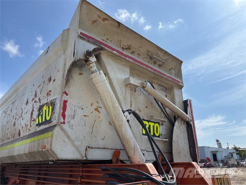  John Shephard 9.5 m Tri/A Side Dump Trailer مقطورات قلابة
