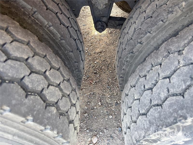  John Shephard 9.5 m Tri/A Side Dump Trailer مقطورات قلابة