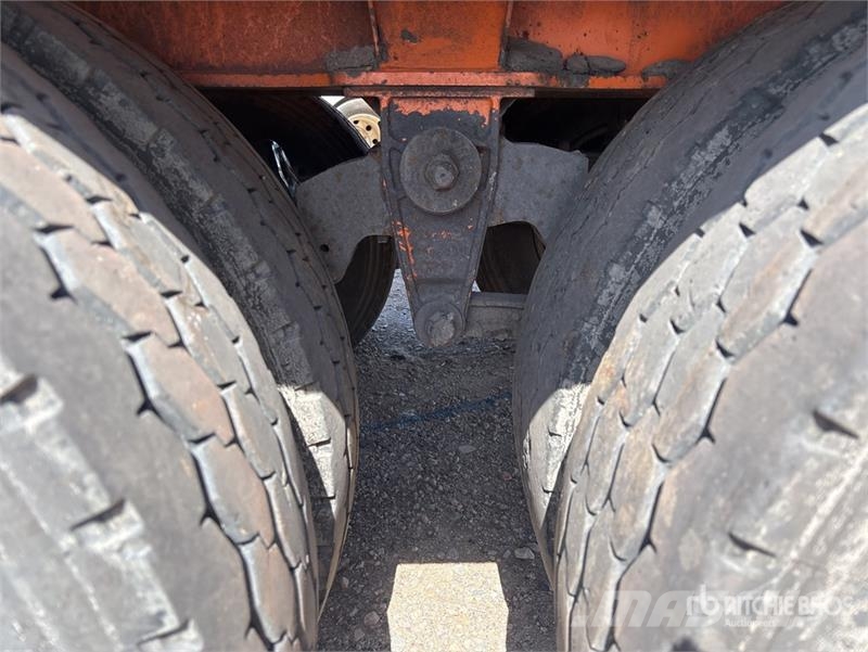  John Shephard 9.5 m Tri/A Side Dump Trailer مقطورات قلابة