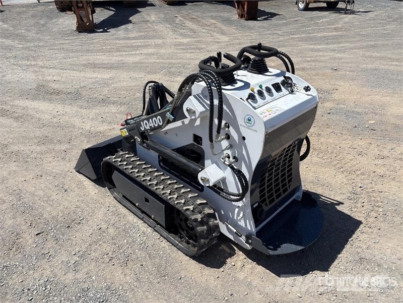 JQ Power JQ400 Lietoti riteņu kompaktiekrāvēji