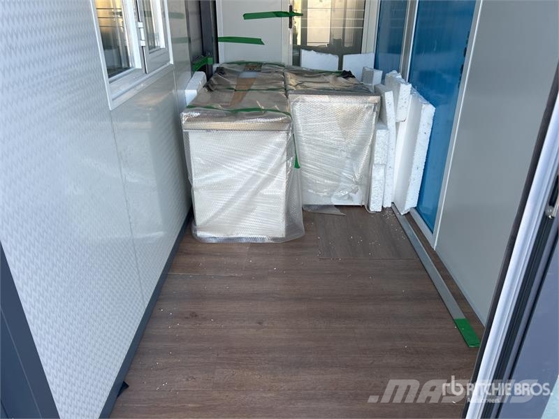 JQ SHELTER 2120 5.9 m x 6.2 m Portable Expandable Λοιπές ρυμούλκες