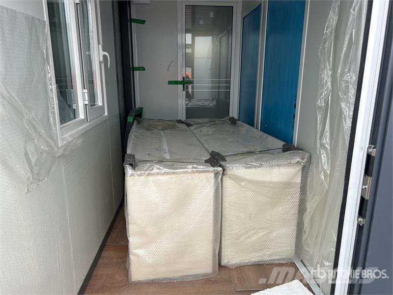 JQ SHELTER 2120 5.9 m x 6.2 m Portable Expandable Other trailers