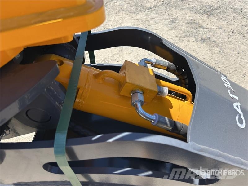 JW 04G Q/C Rotating Excavator Grapple - Fits 4 - 8 خطاطيف