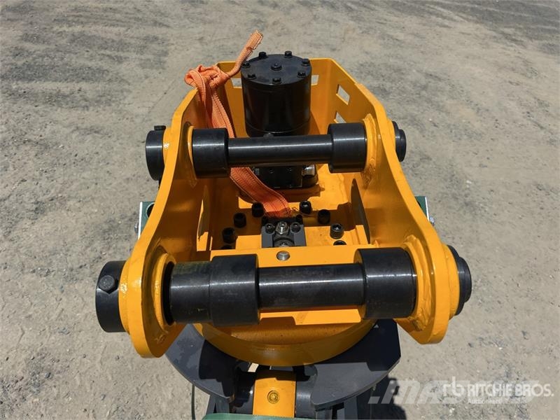  JW 04G Q/C Rotating Excavator Grapple - Fits 4 - 8 خطاطيف