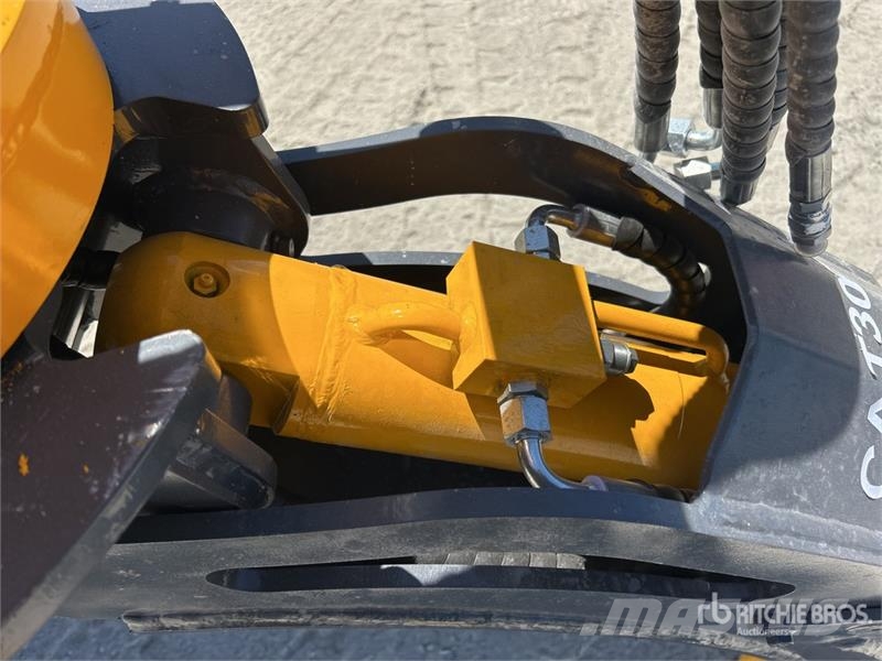 JW 04G Q/C Rotating Excavator Grapple - Fits 4 - 8 Grappin