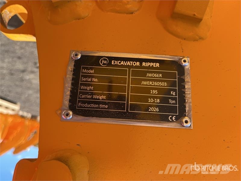 JW 06ER 700 mm Excavator Ripper - Fits 10-18 ton e Scarifiers