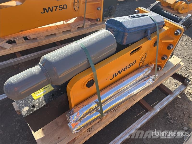 JW 680 Hydraulic Breaker - Fits 4-7 ton excavator مطارق / كسارات