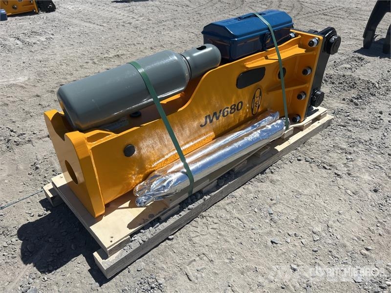 JW 680s Q/C Hydraulic Breaker - Fits 5 - 7 Ton (Un Marteau hydraulique