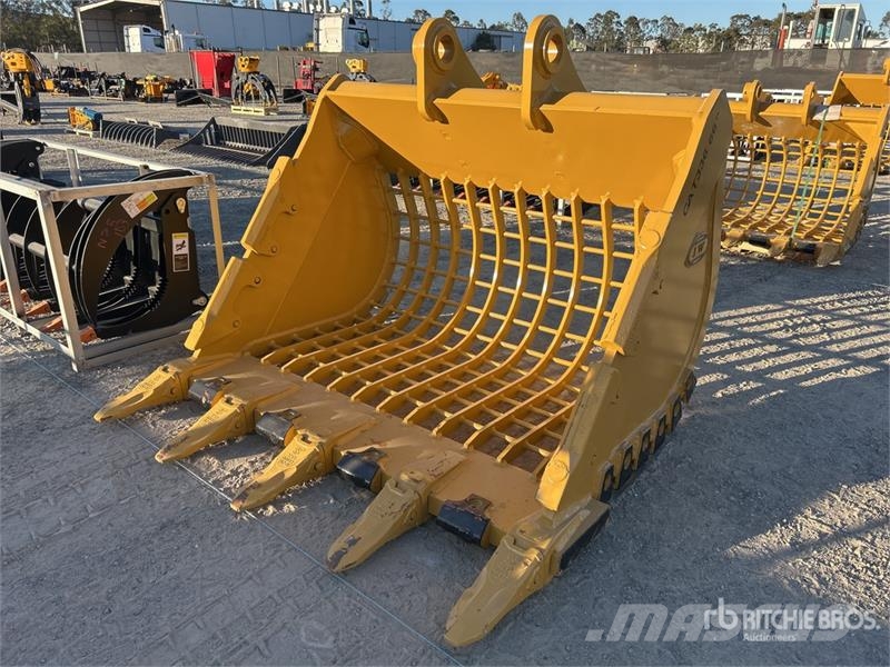 JW CAT336 1250 mm Digging Excavator Bucket - Fits Buckets