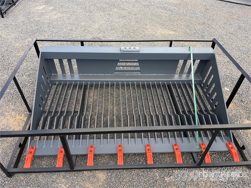 JW HSSB-74 1880 mm Skeleton Skid Steer Bucket (Unu Buckets