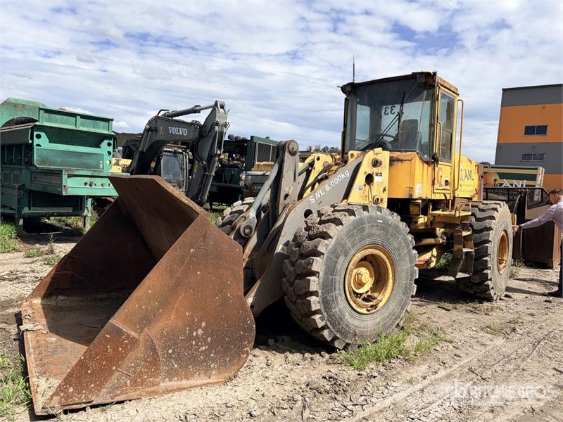 Kawasaki 80Z7 Wheel Loader Kolesové nakladače