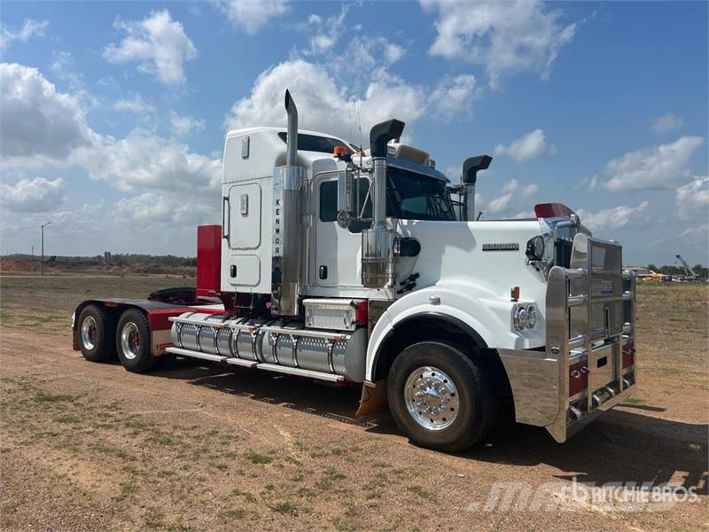 Kenworth C509 6x4 T/A Sleeper Truck Tractor Traktorske jedinice