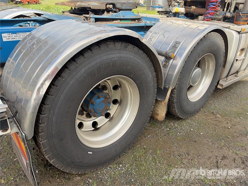 Kenworth K104 Camiones tractor