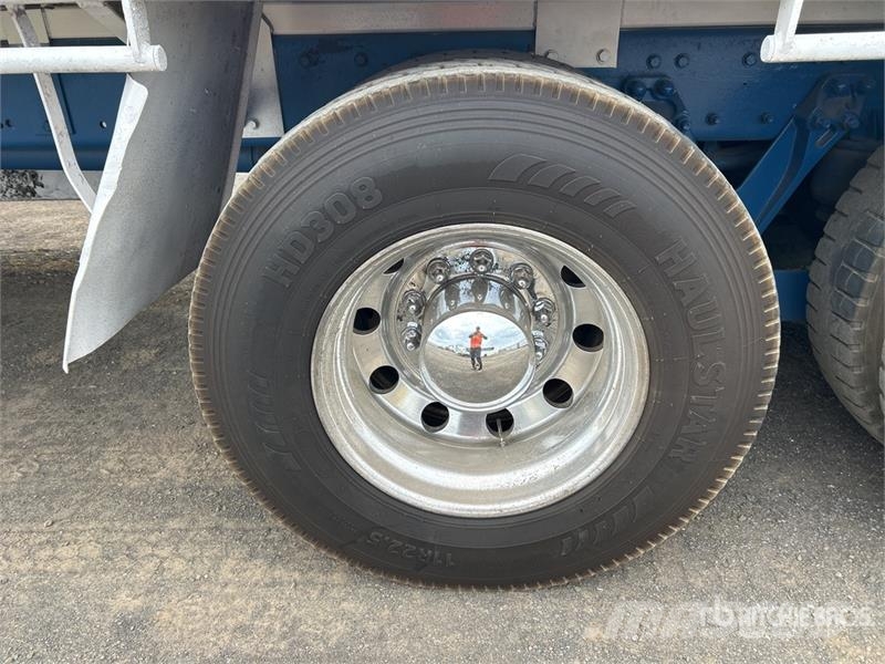 Kenworth K104 6x4 Sleeper Equipment Transport Truck Other trucks