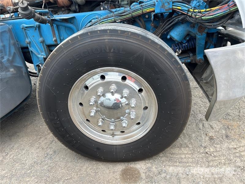 Kenworth K104 6x4 Sleeper Equipment Transport Truck Other trucks