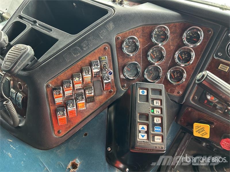 Kenworth K104 6x4 Sleeper Equipment Transport Truck Other trucks