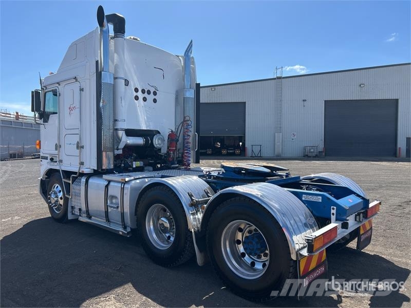 Kenworth K104 Aerodyne 6x4 T/A Sleeper Truck Tractor Trekkvogner