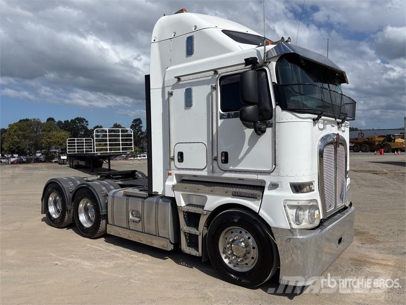 Kenworth K200 Autotractoare