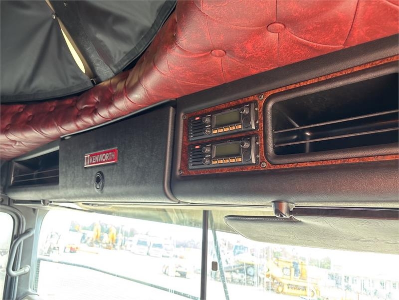 Kenworth K200 Autotractoare