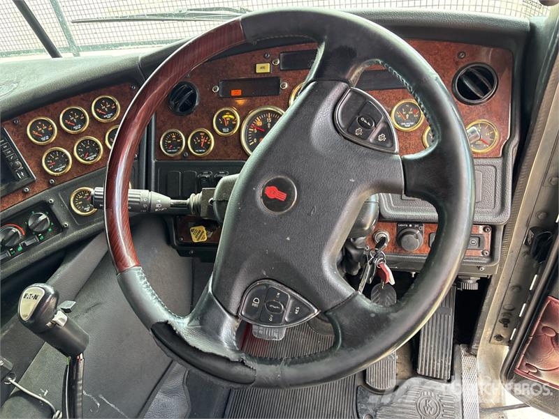 Kenworth K200 Autotractoare