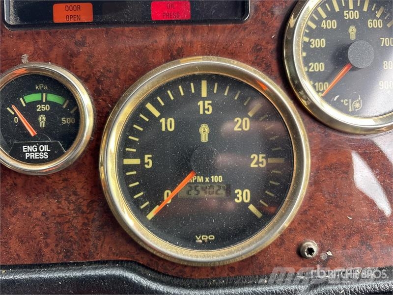 Kenworth K200 Autotractoare
